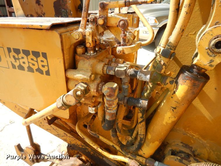 image for item DD6694 Case 350  track loader