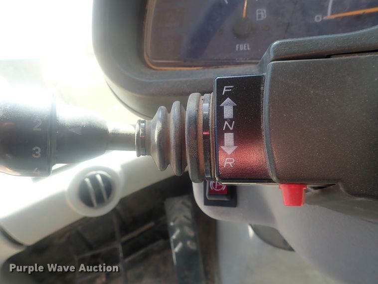 image for item DE0730 2003 New Holland W110  wheel loader