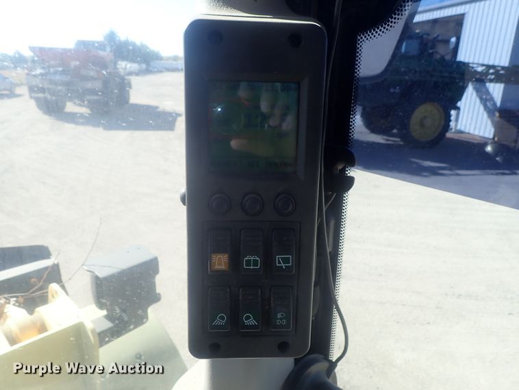 image for item DE0730 2003 New Holland W110  wheel loader