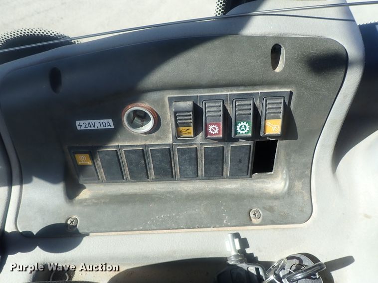 image for item DE0730 2003 New Holland W110  wheel loader