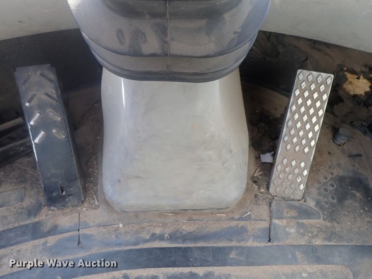 image for item DE0730 2003 New Holland W110  wheel loader