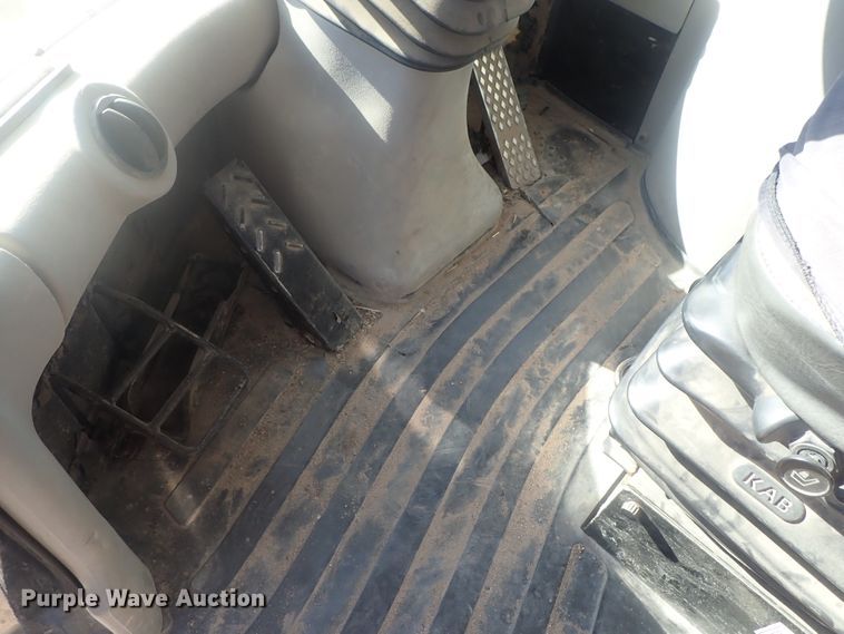 image for item DE0730 2003 New Holland W110  wheel loader