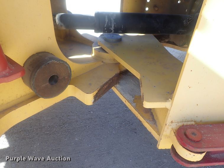 image for item DE0730 2003 New Holland W110  wheel loader