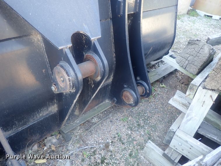 image for item DE0730 2003 New Holland W110  wheel loader