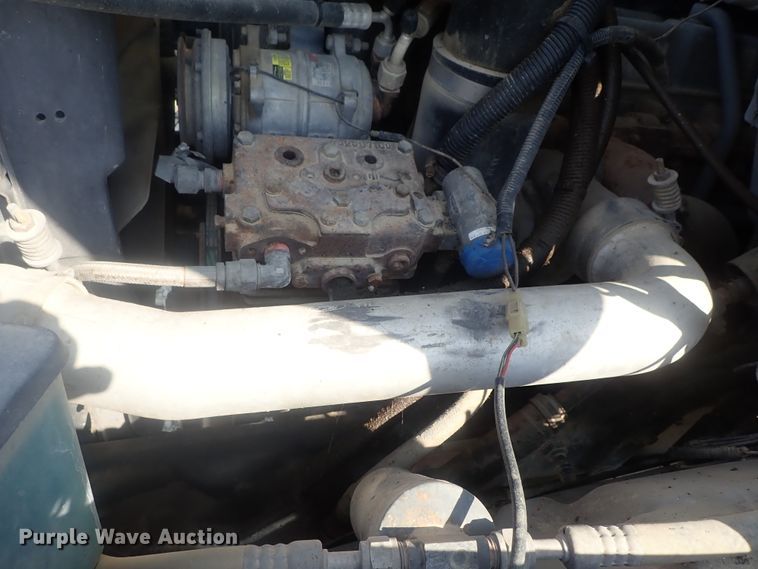 image for item DE0851 1992 Ford F800  crane truck