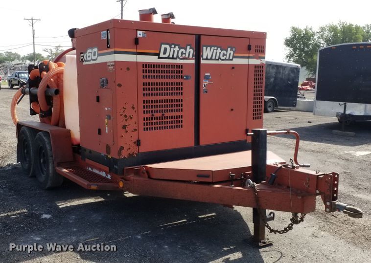 image for item DE7019 2004 Ditch Witch FX60 vacuum excavator