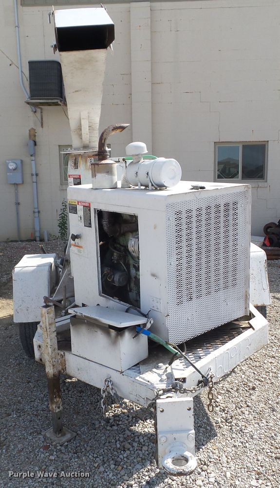 image for item DF0898 Wood Chuck WC16 wood chipper