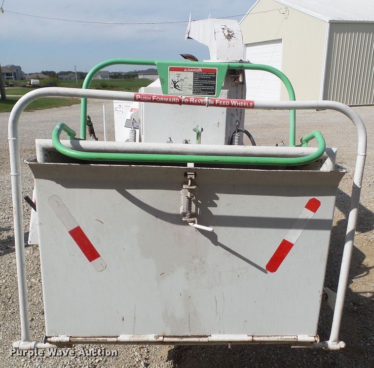 image for item DF0898 Wood Chuck WC16 wood chipper