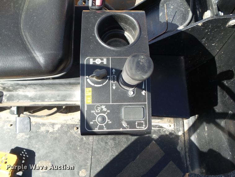 image for item DF0899 2012 Astec RT800  trencher