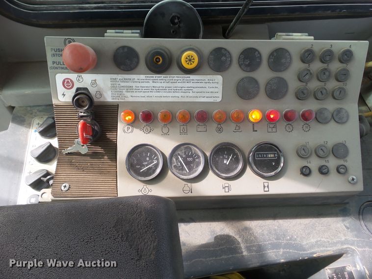 image for item DF0905 2004 John Deere 655C  Series II track loader