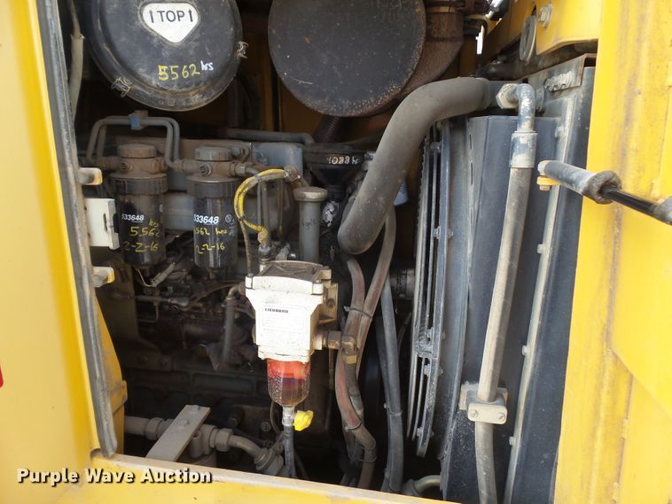 image for item DF0905 2004 John Deere 655C  Series II track loader