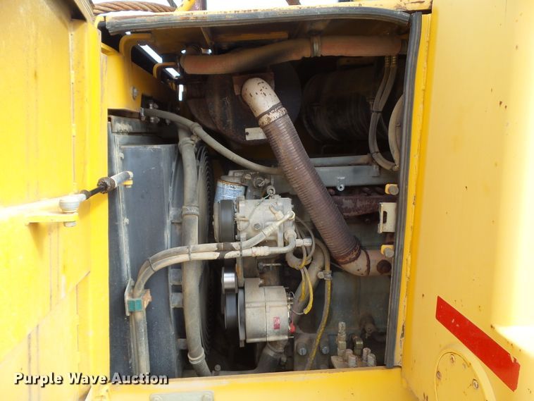 image for item DF0905 2004 John Deere 655C  Series II track loader