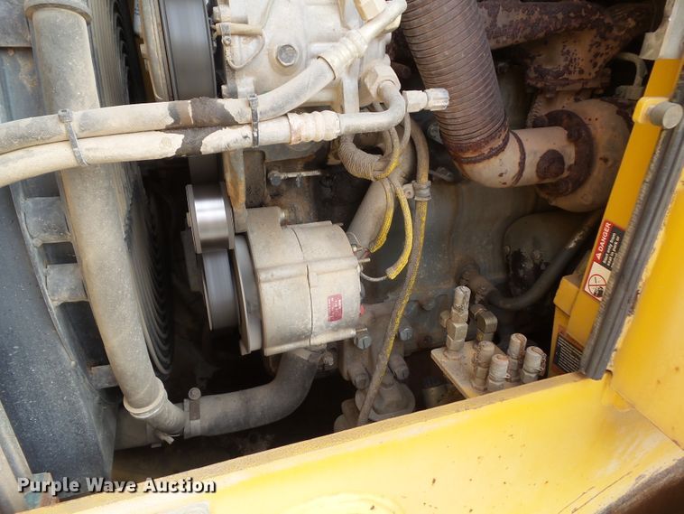 image for item DF0905 2004 John Deere 655C  Series II track loader