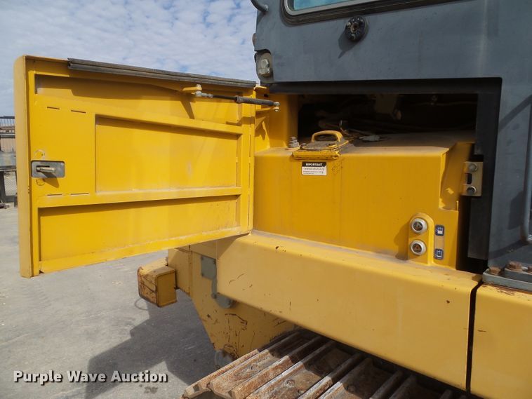 image for item DF0905 2004 John Deere 655C  Series II track loader