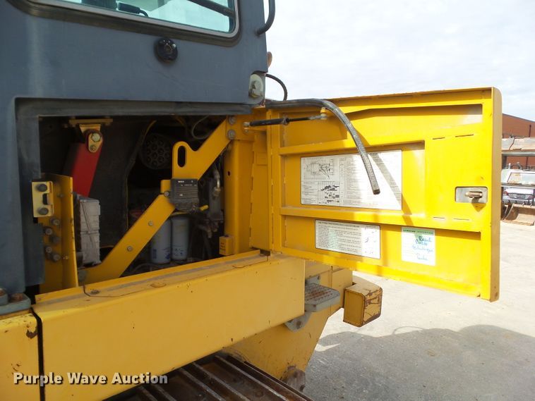 image for item DF0905 2004 John Deere 655C  Series II track loader