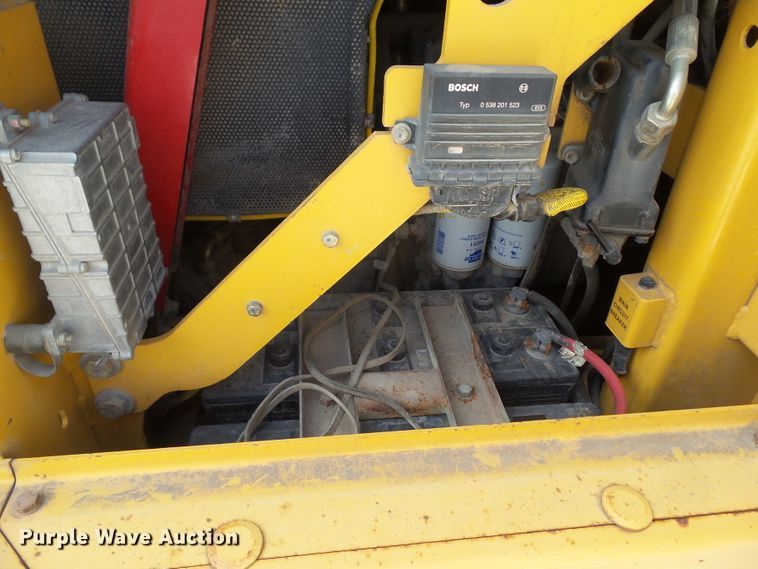 image for item DF0905 2004 John Deere 655C  Series II track loader