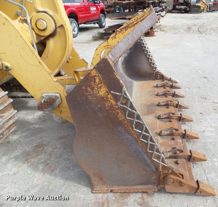 image for item DF0905 2004 John Deere 655C  Series II track loader