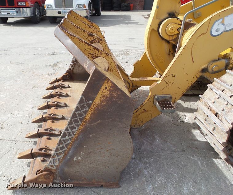 image for item DF0905 2004 John Deere 655C  Series II track loader