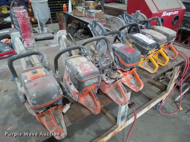 image for item DF0906 Approximately 7 cut off saws