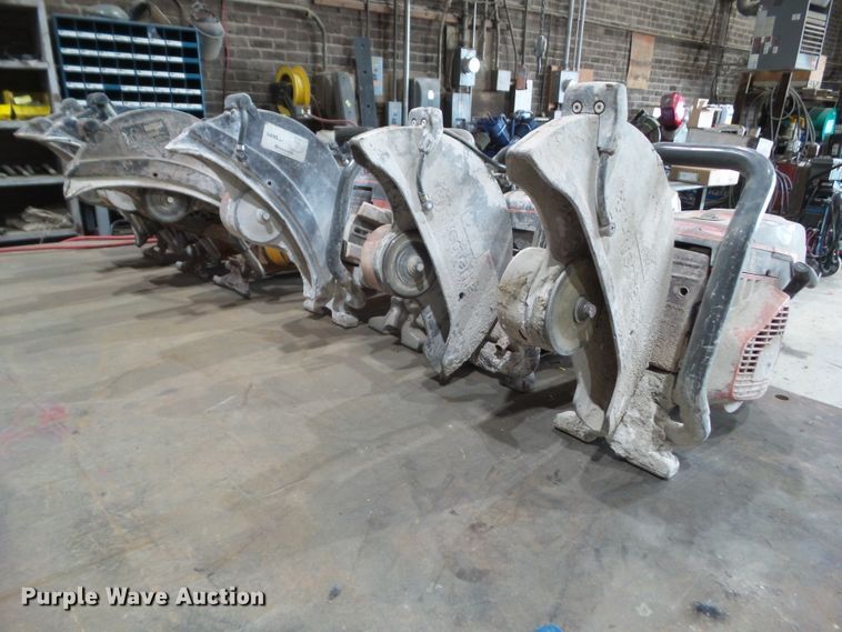 image for item DF0906 Approximately 7 cut off saws