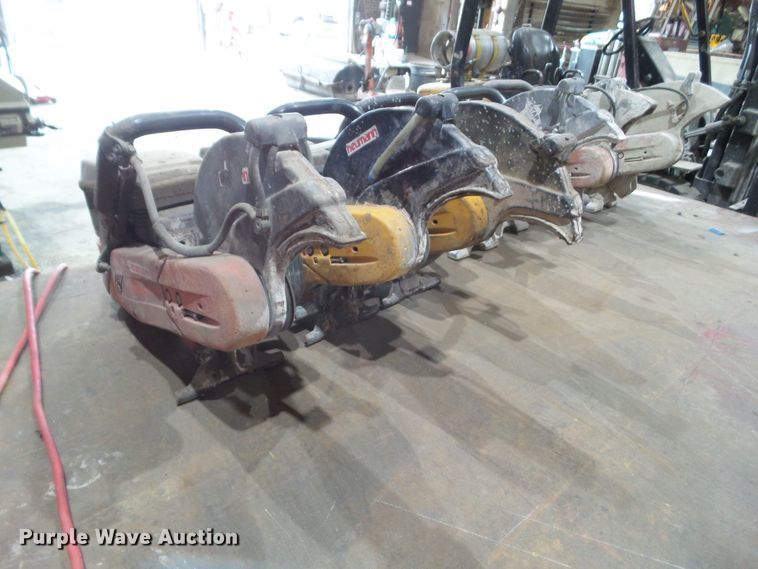 image for item DF0906 Approximately 7 cut off saws