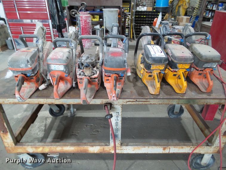 image for item DF0906 Approximately 7 cut off saws