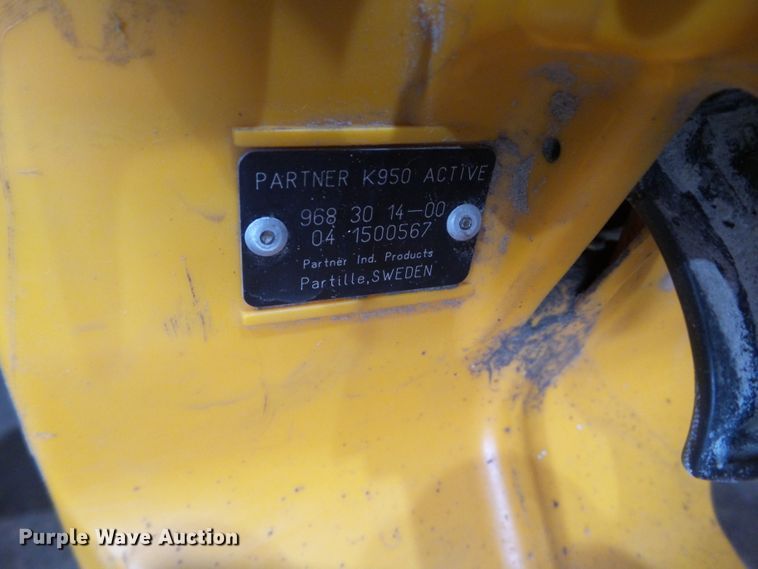 image for item DF0906 Approximately 7 cut off saws