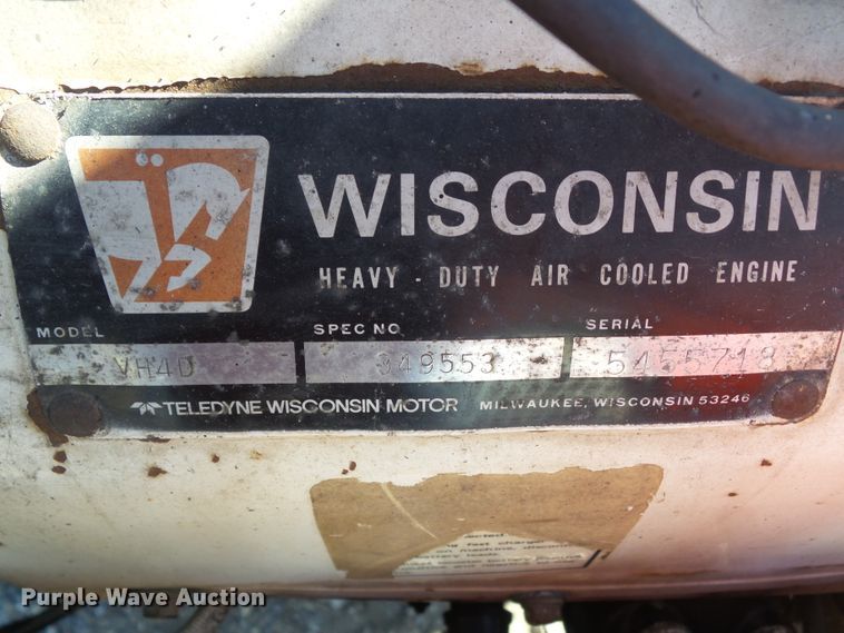 image for item DF0907 1974 Bobcat M-610  skid steer loader