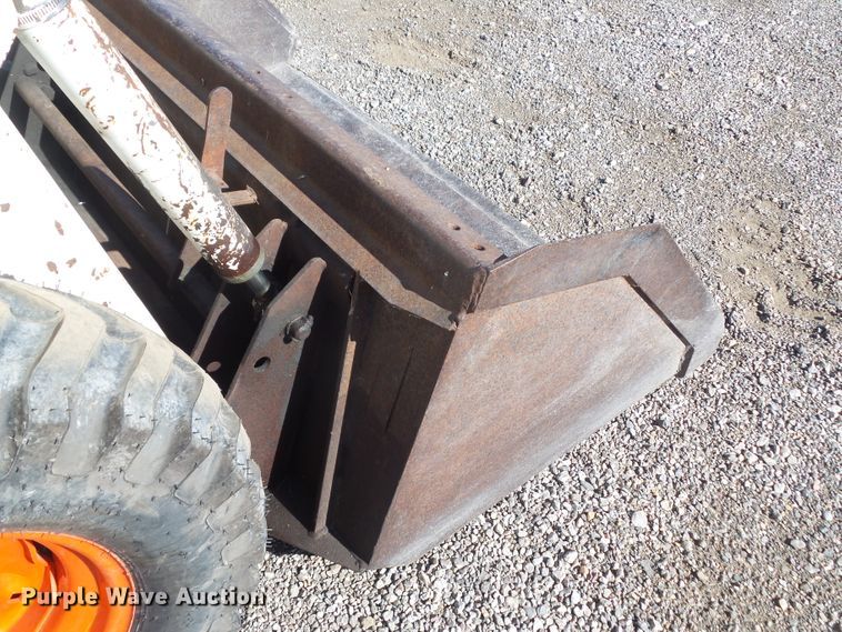 image for item DF0907 1974 Bobcat M-610  skid steer loader