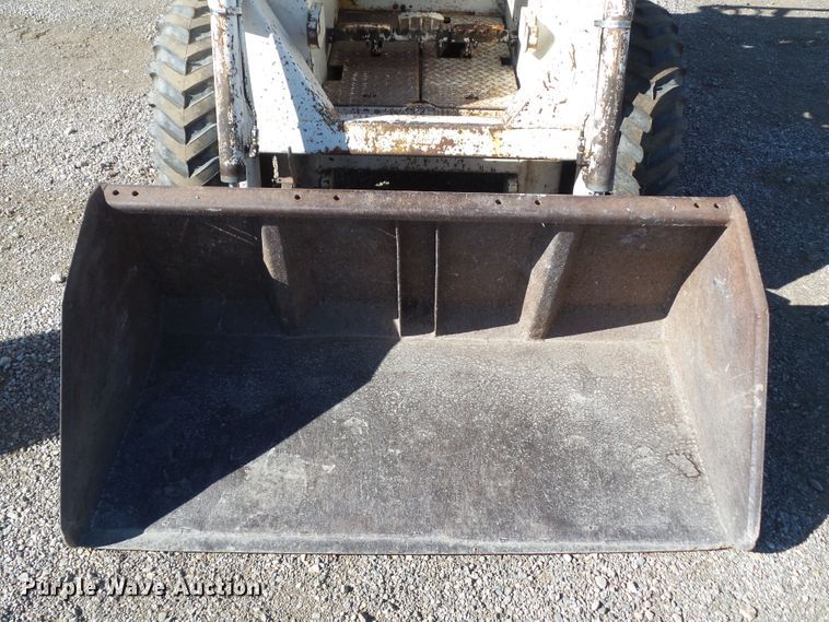 image for item DF0907 1974 Bobcat M-610  skid steer loader