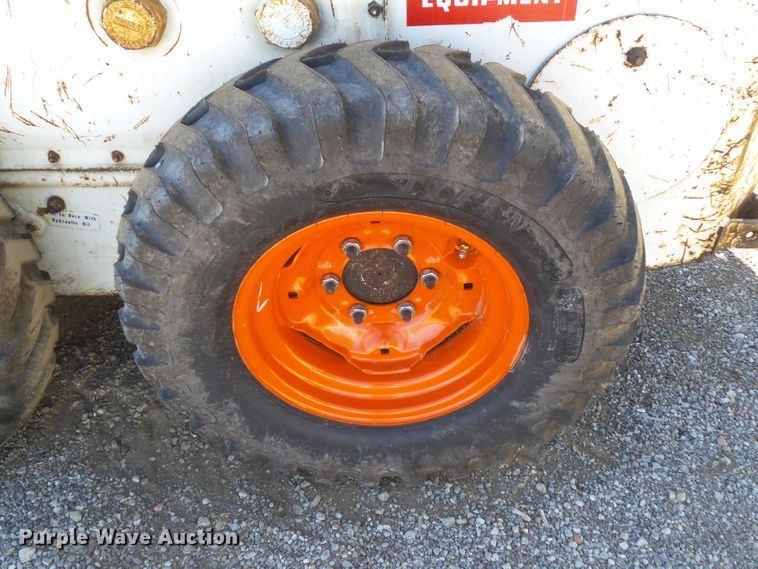 image for item DF0907 1974 Bobcat M-610  skid steer loader