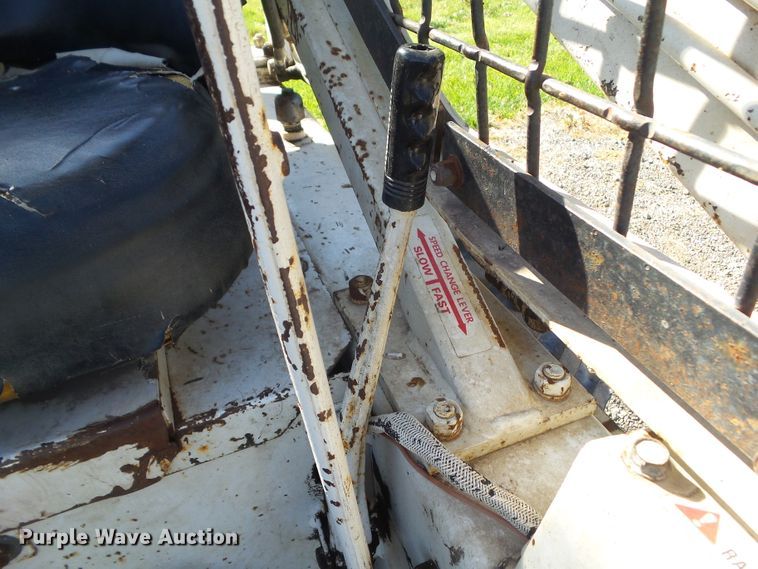 image for item DF0907 1974 Bobcat M-610  skid steer loader