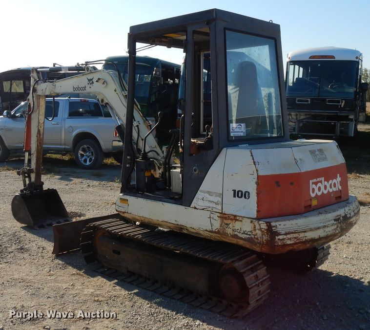 image for item DH0196 1988 Bobcat 100  mini excavator
