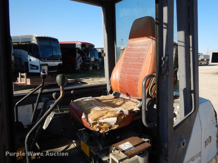 image for item DH0196 1988 Bobcat 100  mini excavator