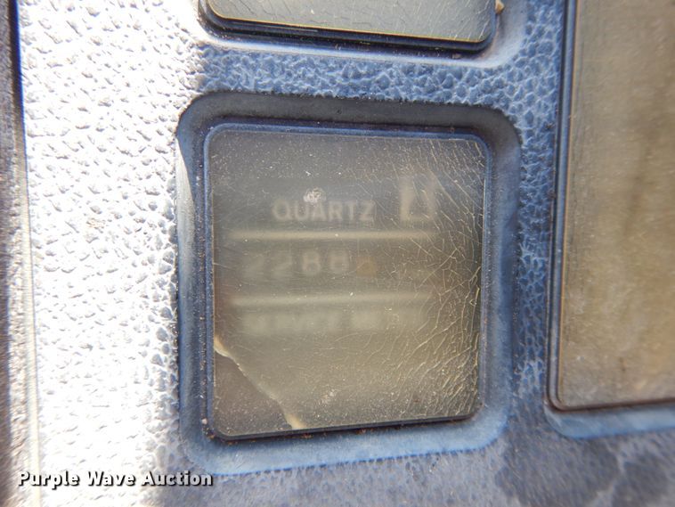 image for item DH0196 1988 Bobcat 100  mini excavator