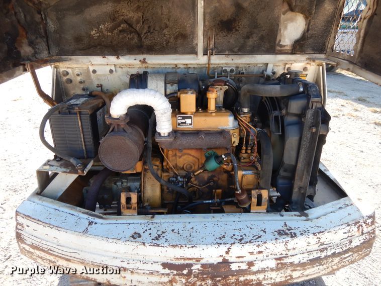 image for item DH0196 1988 Bobcat 100  mini excavator