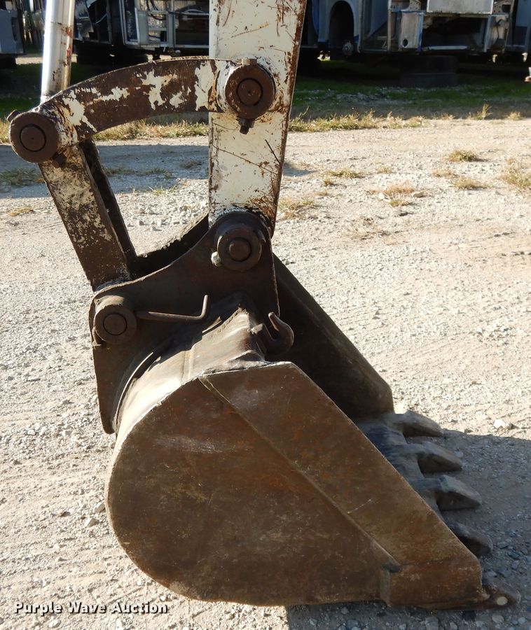 image for item DH0196 1988 Bobcat 100  mini excavator