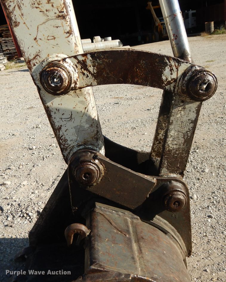 image for item DH0196 1988 Bobcat 100  mini excavator