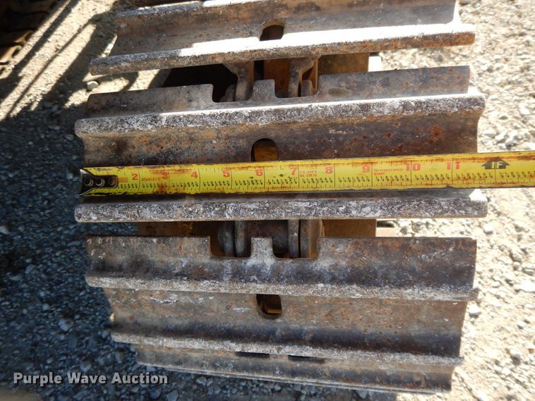 image for item DH0196 1988 Bobcat 100  mini excavator