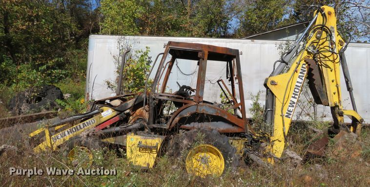 image for item DH3967 2007 New Holland B95  backhoe