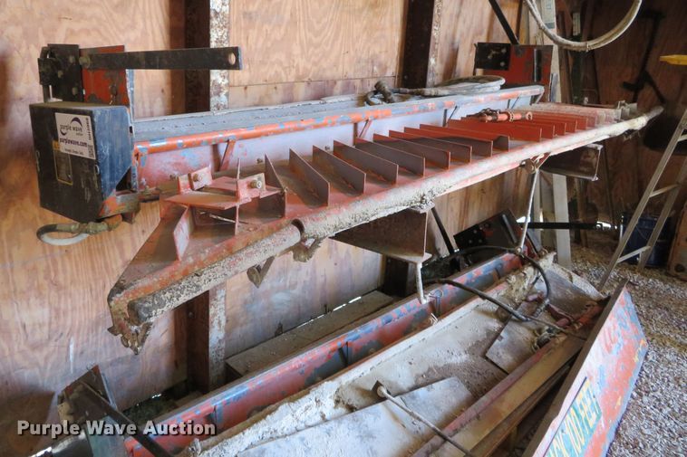 image for item DH3968 Swanson tailgate spreader