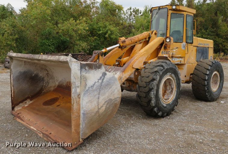 image for item DH3974 1984 John Deere 644C  wheel loader