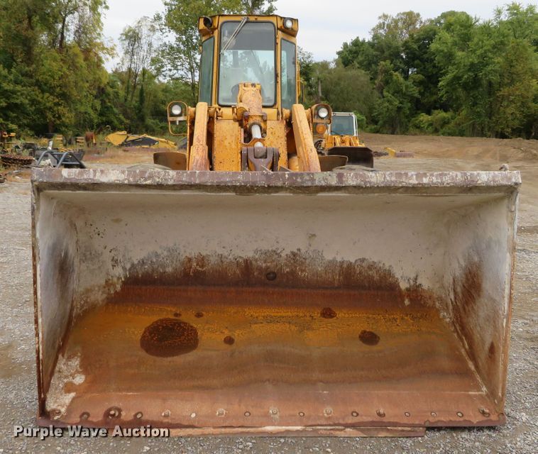 image for item DH3974 1984 John Deere 644C  wheel loader