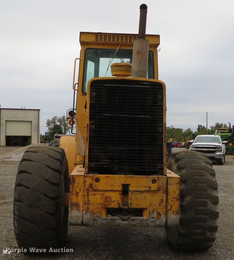 image for item DH3974 1984 John Deere 644C  wheel loader