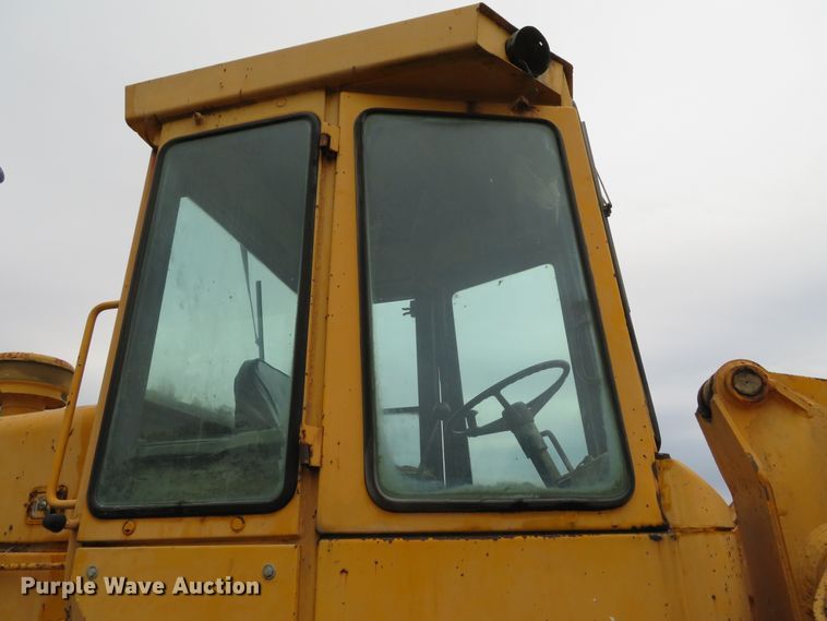 image for item DH3974 1984 John Deere 644C  wheel loader