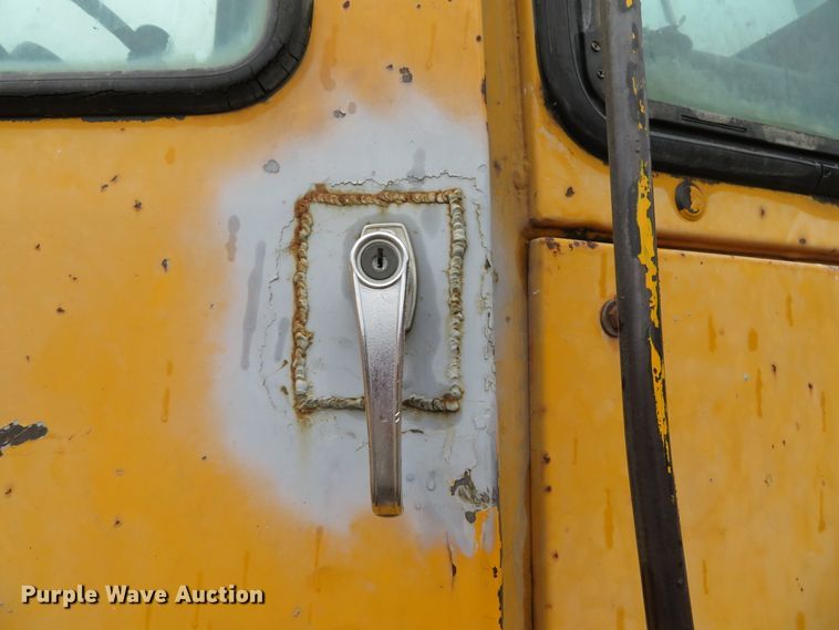 image for item DH3974 1984 John Deere 644C  wheel loader