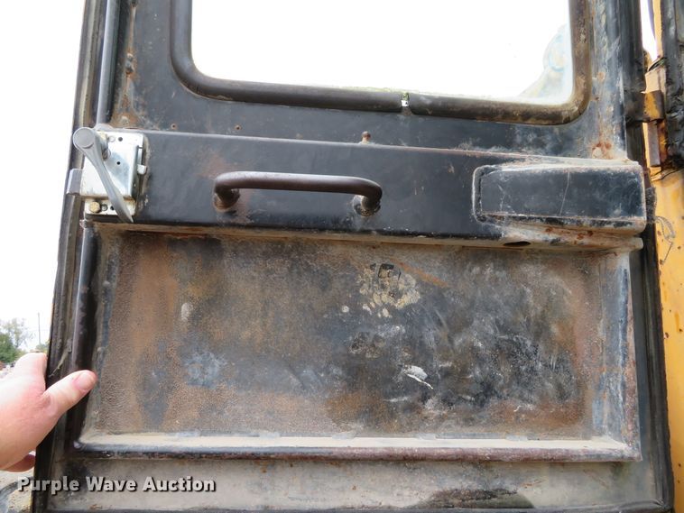 image for item DH3974 1984 John Deere 644C  wheel loader