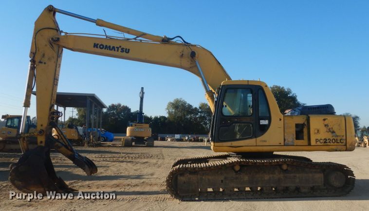 image for item DH5214 2000 Komatsu PC220LC-6LE  excavator