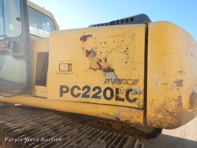 image for item DH5214 2000 Komatsu PC220LC-6LE  excavator