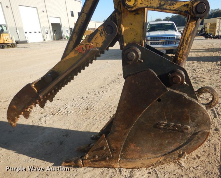 image for item DH5214 2000 Komatsu PC220LC-6LE  excavator